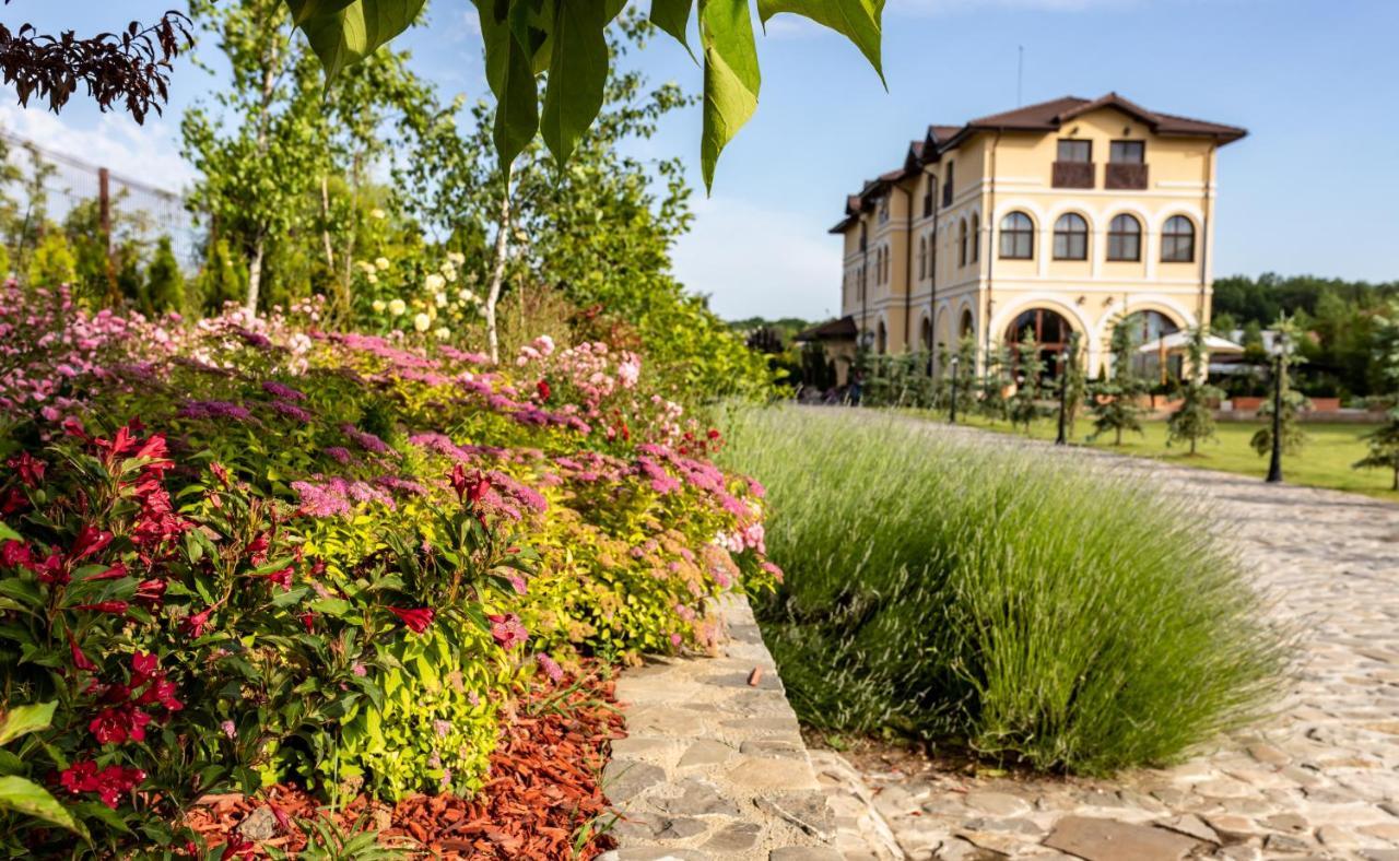 Country Spa Retreat Снагов Экстерьер фото