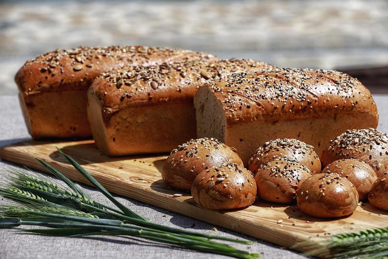 Country Spa Retreat Снагов Экстерьер фото Poppy seed bread